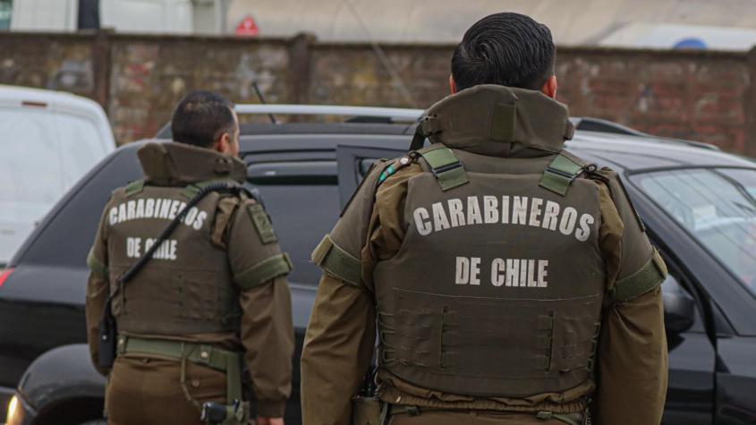 Carabineros ofrece trabajos para civiles en distintas regiones del país: sueldos alcanzan los $2 millones Carabineros ofrece trabajos para civiles en distintas regiones del país: sueldos alcanzan los $2 millones
