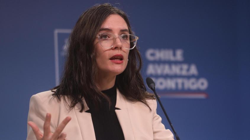 Ministra Vallejo y el anticomunismo en Chile: “La propaganda es fuerte, las caricaturas logran superar la realidad” Ministra Vallejo y el anticomunismo en Chile: “La propaganda es fuerte, las caricaturas logran superar la realidad”