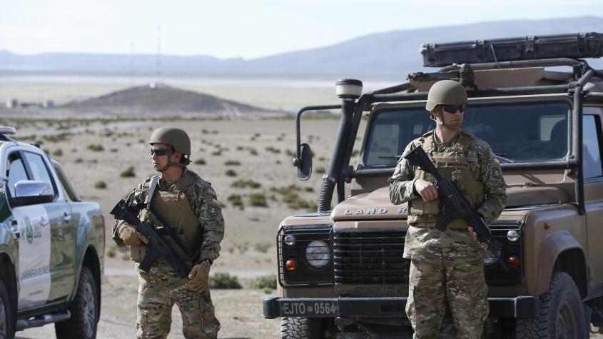 Bolivia asegura que policías que cruzaron la frontera perseguían a auto con droga