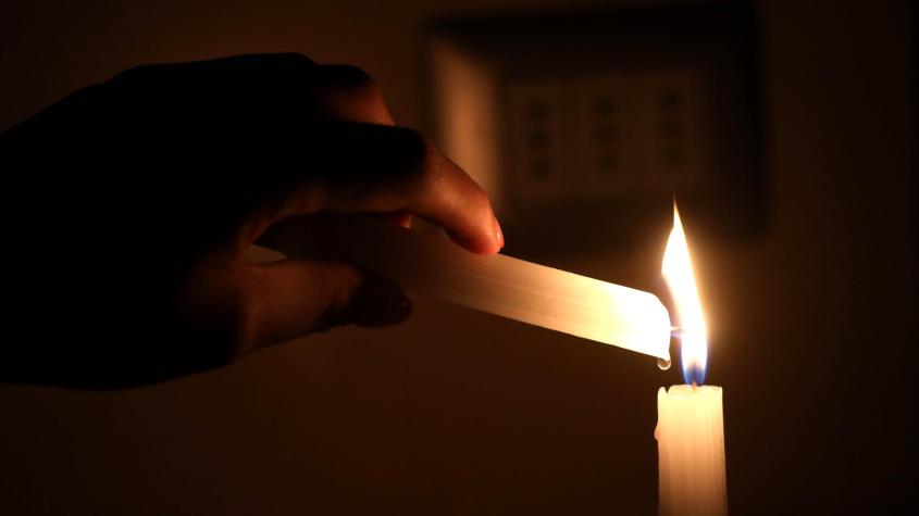 Enel anuncia cortes de luz para tres comunas de la RM este domingo Enel anuncia cortes de luz para tres comunas de la RM este domingo