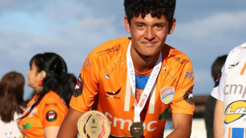 Dolor en el fútbol chileno: Confirman muerte de joven jugador de Imperial Unido, Miguel Painenao