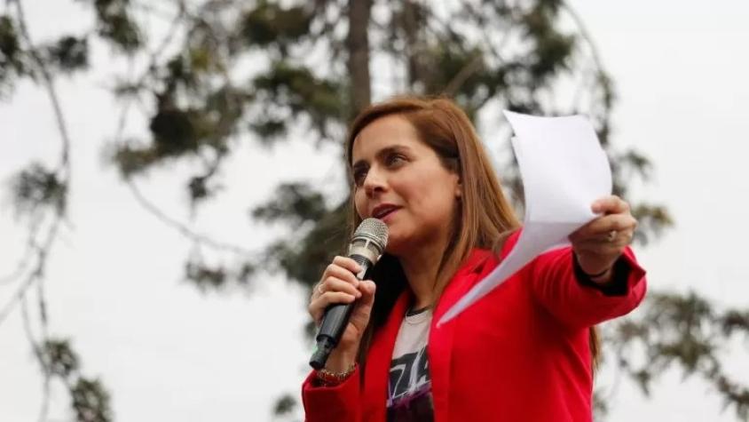 El debate sobre resolución judicial que prohíbe a Natalia Valdebenito hacer chistes sobre tragedia minera y sus implicancias