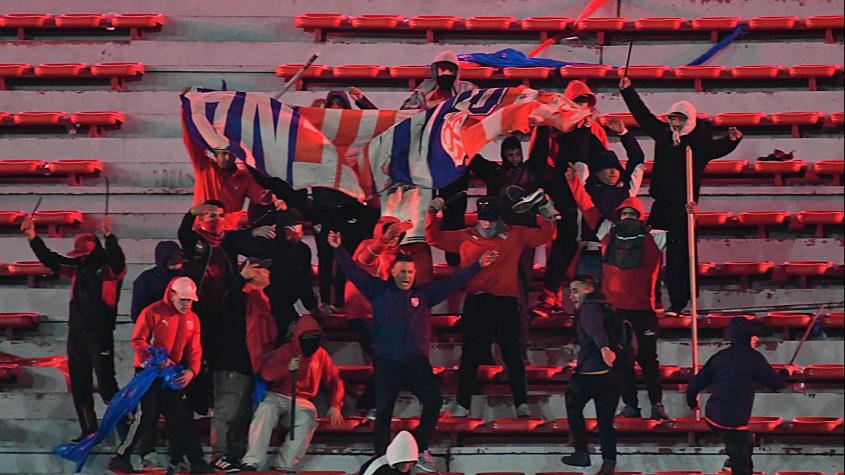 Familia hincha de Independiente en Chile se va del país: acusan que recibieron amenazas y hasta disparos