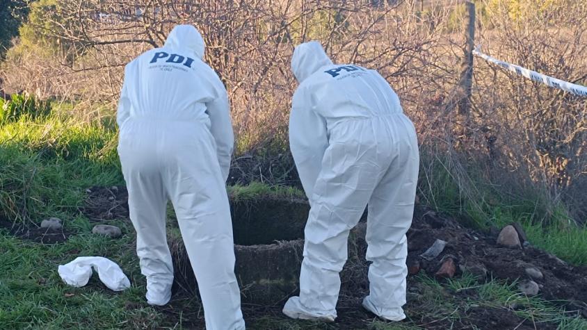 Hallan cuerpo de adulto mayor de 81 años adentro de un pozo en Quillón: Taxista confesó el crimen Hallan cuerpo de adulto mayor de 81 años adentro de un pozo en Quillón: Taxista confesó el crimen