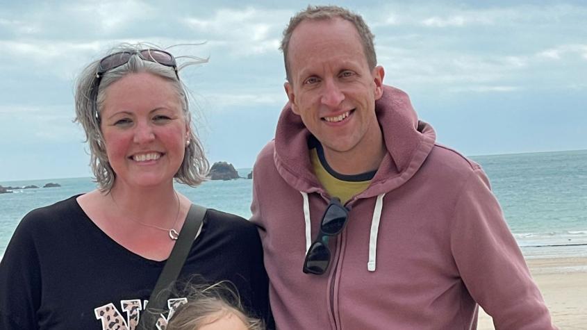 A un hombre le dolía el estómago por una comida, fue al doctor y recibió la peor noticia: le quedaban meses de vida