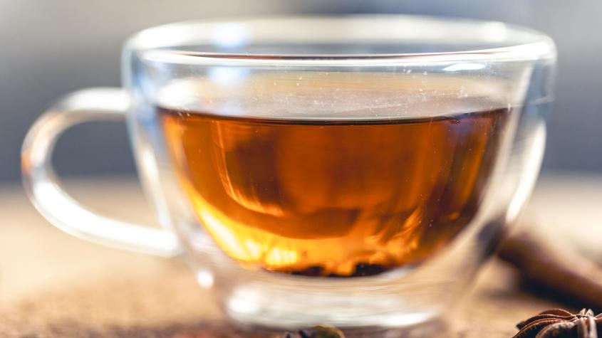 Adiós amargor: El truco para tomar té sin azúcar ni endulzante Adiós amargor: El truco para tomar té sin azúcar ni endulzante