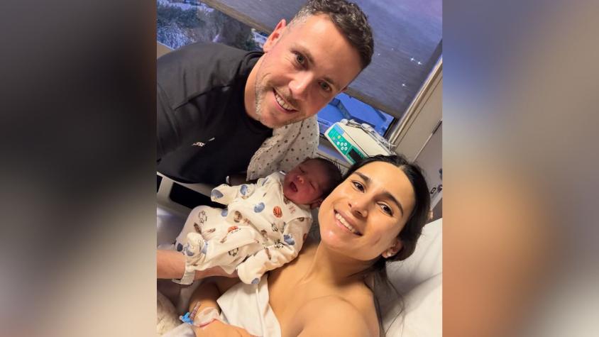 "Un 25 decidió llegar al mundo": Francisca Crovetto anunció el nacimiento de su primer hijo "Un 25 decidió llegar al mundo": Francisca Crovetto anunció el nacimiento de su primer hijo