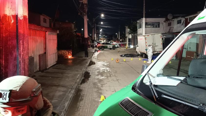 Doble homicidio en La Pintana: dos hombres fueron acribillados en plena vía pública