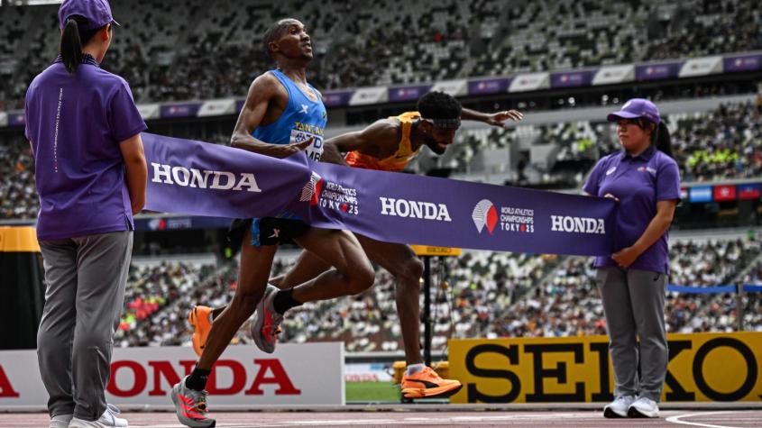 VIDEO | Maratón en el Mundial de Atletismo tiene la final "más ajustada de la historia": se definió por 3 centésimas