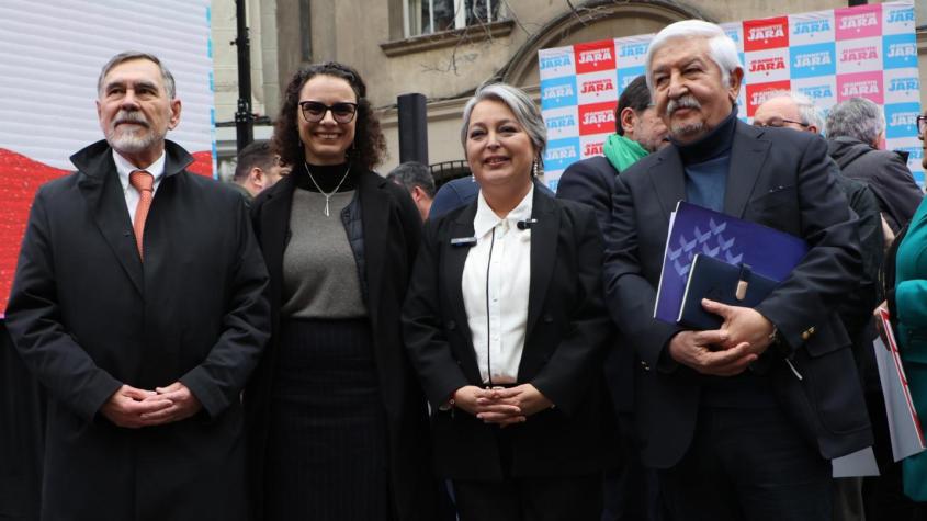 Osvaldo Rosales, del equipo económico de Jara, advierte que propuesta de Kast de recorte fiscal "es bastante irresponsable"