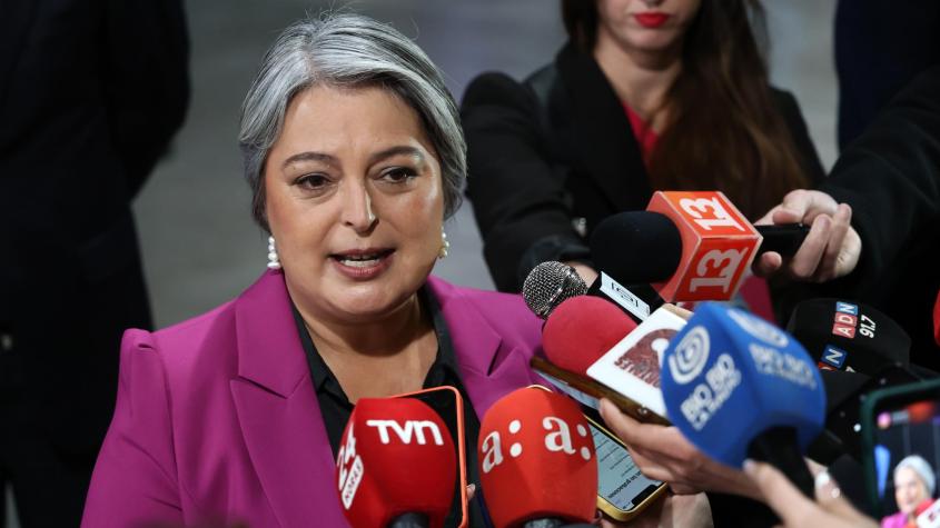 Jara hace autocrítica de su desempeño en debate: "Por cierto pudo haber sido mejor"