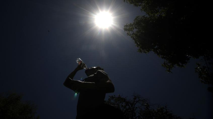 Senapred decretó alerta preventiva por altas temperaturas: Las zonas del país que se verían afectadas Senapred decretó alerta preventiva por altas temperaturas: Las zonas del país que se verían afectadas