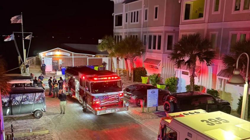 Tiroteo desde una lancha deja 3 muertos y 8 heridos en restaurante de Carolina del Norte