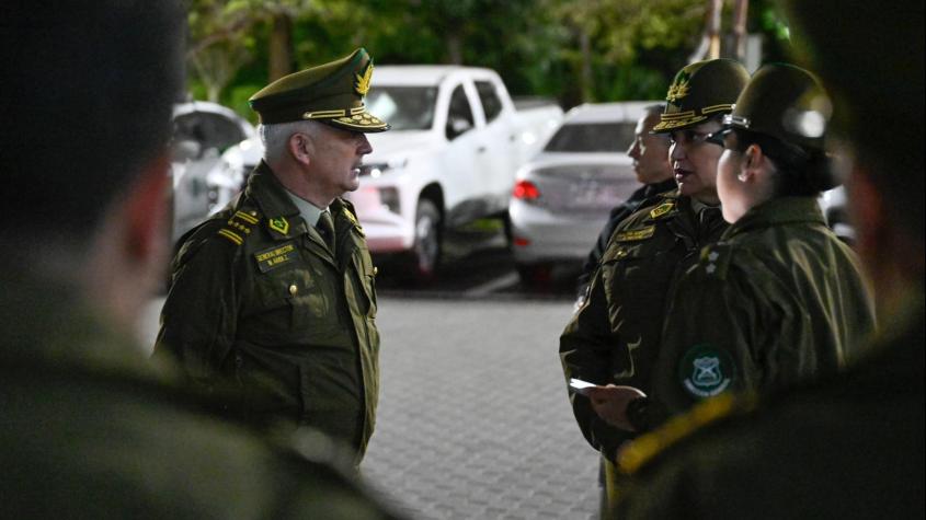 Sargento en estado crítico se "debate entre la vida y la muerte": Lo que se sabe del carabinero atacado con adoquín en Las Condes