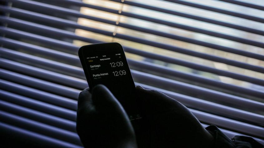 Expertos piden suspender el cambio de hora programado para este sábado