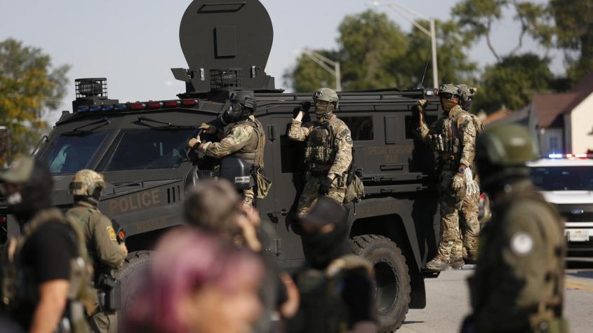 Trump autoriza el despliegue de 300 soldados en Chicago durante campaña de deportaciones masivas Trump autoriza el despliegue de 300 soldados en Chicago durante campaña de deportaciones masivas