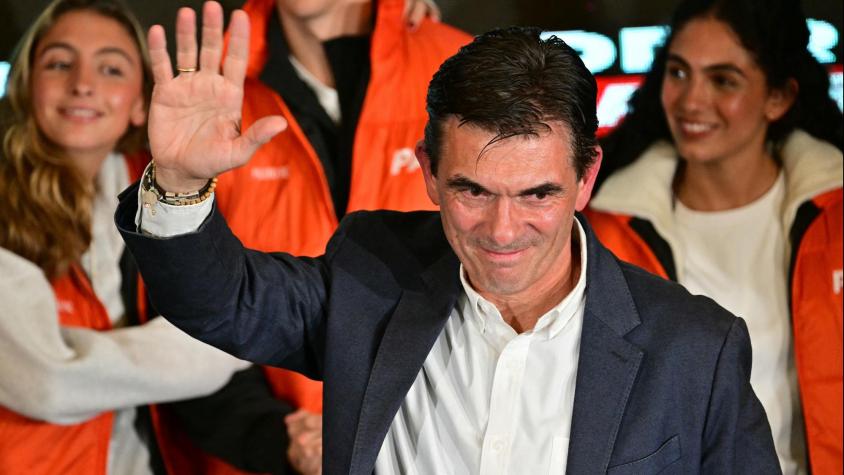 La vez que Rodrigo Paz, nuevo presidente de Bolivia, propuso legalizar autos robados (y la respuesta que dio Chile)