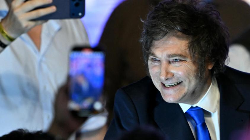 Triunfo electoral de Milei impulsa a las acciones chilenas y deja el IPSA en nuevo un récord

@DFinanciero en T13 »