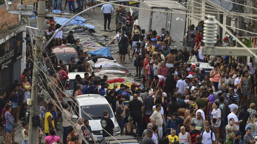 Vecinos juntan más de 40 cadáveres en favela de Río de Janeiro tras operativo policial: medios elevan a 124 muertos