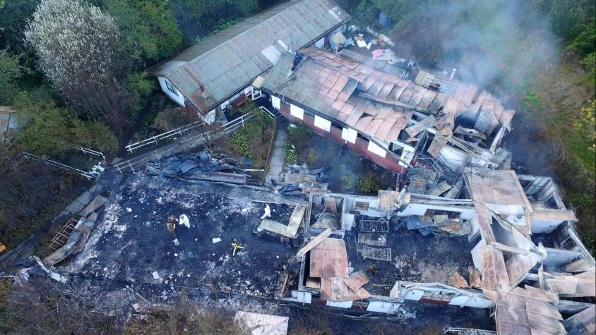 Por incendio que mató a 10 adultos mayores: Dueña de hogar de Chiguayante deberá pagar $645 millones a afectados