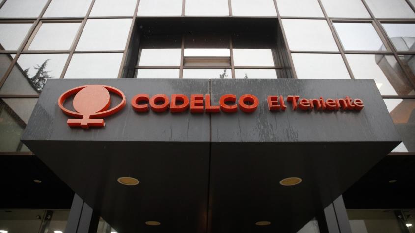 Allanan oficinas de Codelco y Sernageomin en cuatro regiones por derrumbe en El Teniente