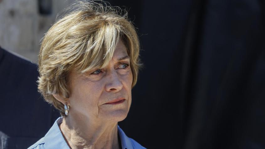 "Irresponsable, incapaz e indolente": Matthei continúa arremetida contra el gobierno y advierte que dirán "todo" lo que piensan