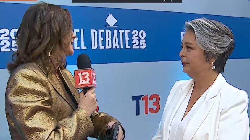 Jara en su llegada al debate del 13: dice que la disputa está en la  derecha ya que “no lograron ponerse de acuerdo para una primaria"