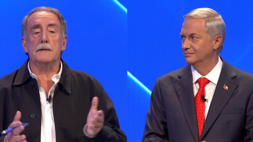 “No le voy a decir que tenga una comprensión marxista": La respuesta de Artés a Kast sobre que le "caería todo el peso de la ley"