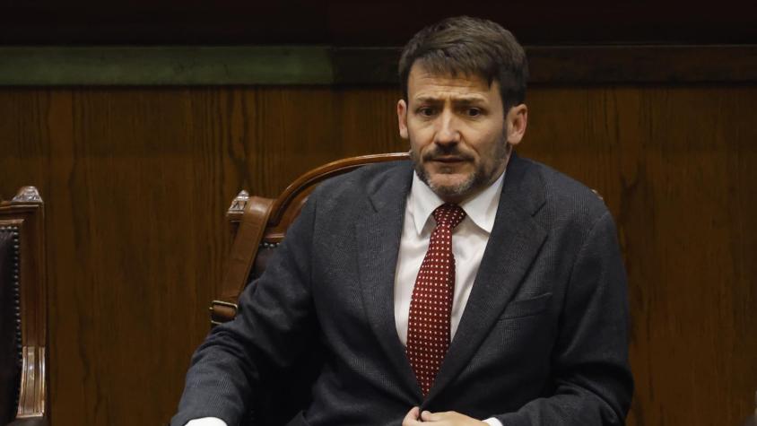 Cámara aprueba acusación constitucional contra exministro Diego Pardow