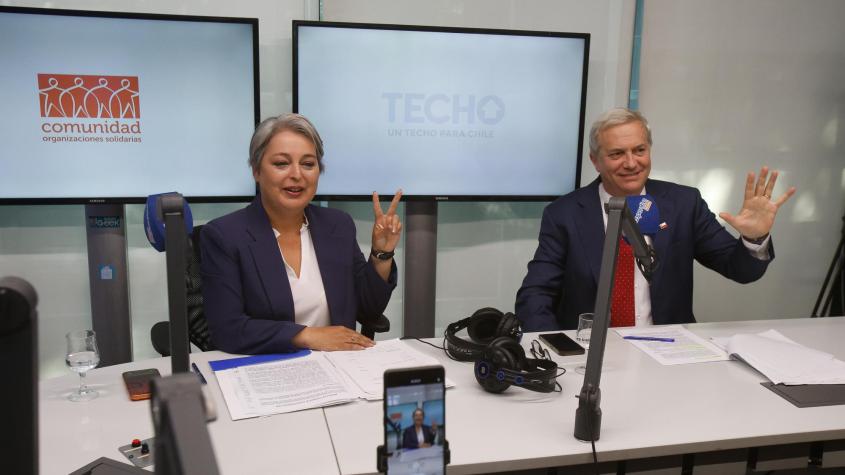 Jara a Kast tras primer debate: "No se puede estar siempre escondido en una caja de cristal"