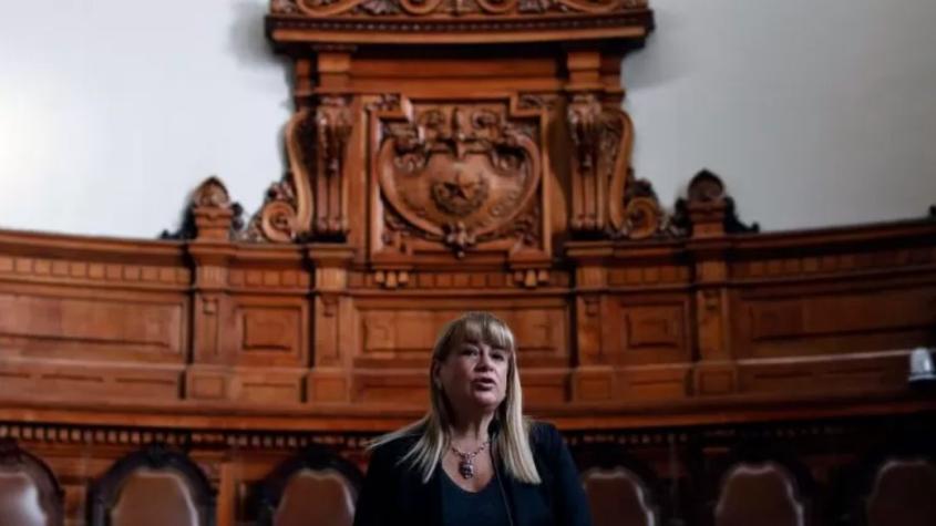 Cronología de un escándalo: la mano de Ángela Vivanco que favoreció a la empresa bielorrusa contra Codelco