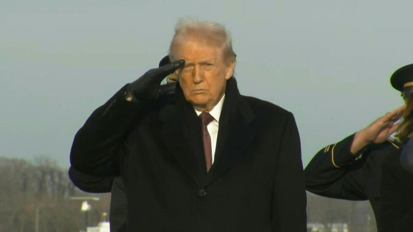 Trump acompaña regreso de los cuerpos de soldados muertos en Siria