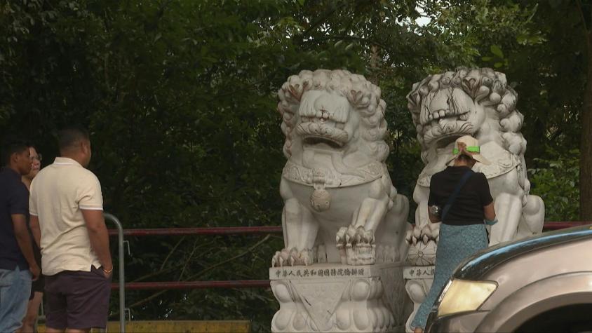 Derriban monumento chino en Canal de Panamá en medio de amenazas de Trump de retomar control