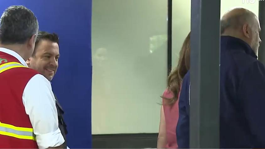 VIDEO | Alarma interrumpe balance de Senapred: así fue el momento en que autoridades tuvieron que evacuar