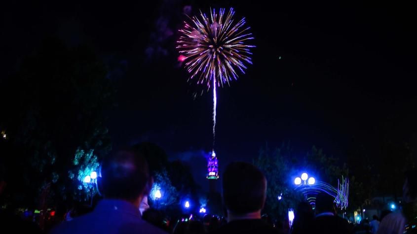 Saludo de Año Nuevo: Cómo hacer que tus buenos deseos salgan por la pantalla del 13
