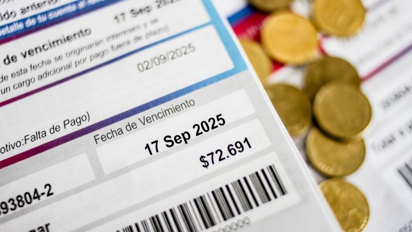 Empresa informa con ejemplo a clientes cómo será la devolución por sobrecobros en cuentas de la luz: empieza en enero