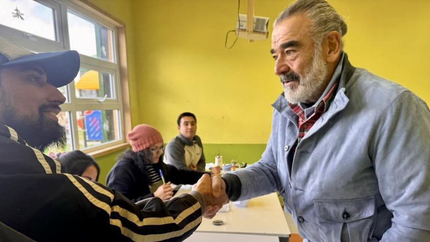 Andrónico Luksic luego de votar en Villa O'Higgins: "Que vivamos una jornada tranquila y en paz , con unidad y respeto"