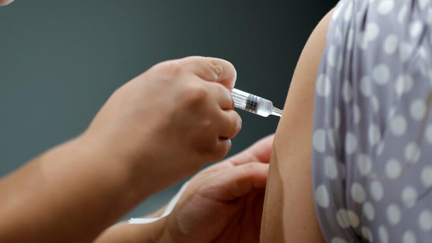 Alerta por "supergripe" H3N2: Qué es y el plan del Minsal ante su posible llegada a Chile Alerta por "supergripe" H3N2: Qué es y el plan del Minsal ante su posible llegada a Chile