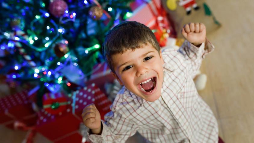 Navidad: Sigue estas recomendaciones si vas a mantener a tus niños despiertos hasta la medianoche
