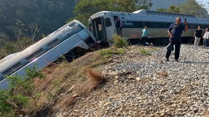 Descarrilamiento de tren deja al menos 13 muertos y 98 heridos en México