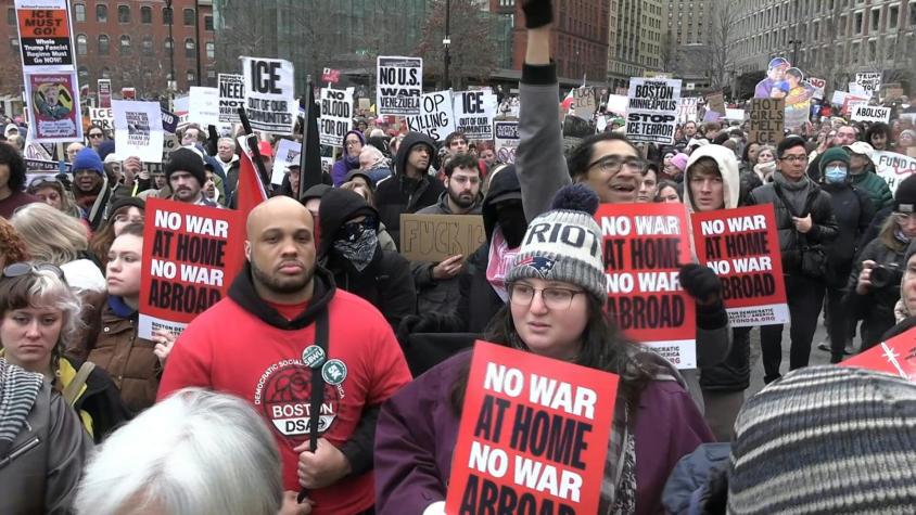 Miles protestan en EEUU por muerte de mujer a manos del ICE Miles protestan en EEUU por muerte de mujer a manos del ICE