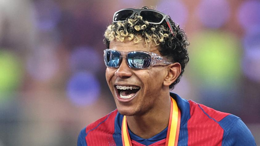 El precio de los lentes de Lamine Yamal y Raphinha en la Supercopa: adquirir uno de ellos podría costar millonaria cifra