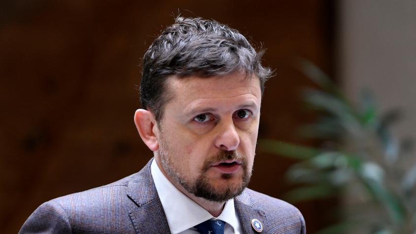 Diputado Schubert: "Boric tiene una fijación con Trump... Está obsesionado con decirle cosas"