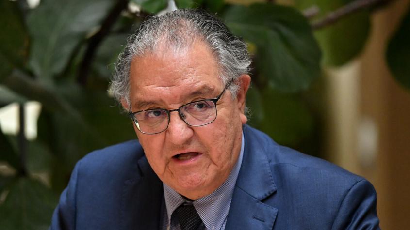 Francisco Huenchumilla renuncia a la presidencia de la DC y apunta a un liderazgo de una "nueva generación"