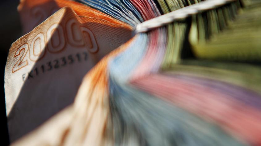 Ya inició la devolución de excedentes de Fonasa: el PASO A PASO de cómo revisar si recibes dinero