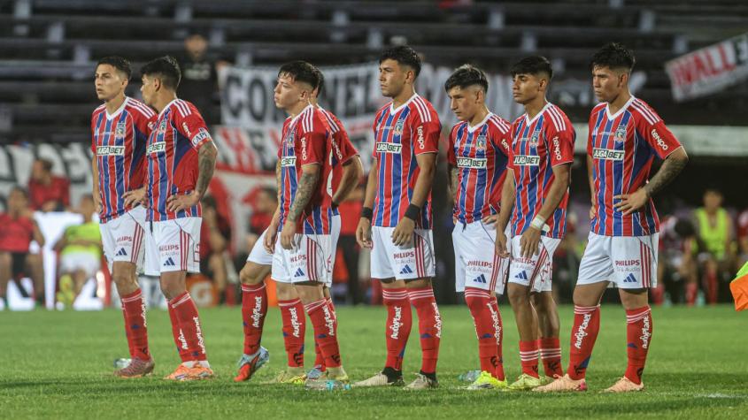 "Ya se despidió de sus compañeros": La inminente nueva salida de Colo-Colo para 2026