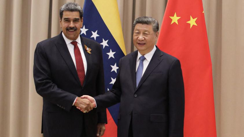 China insiste en "liberación inmediata" de Maduro y dice que no aceptará que EE.UU actúe como "policía del mundo" China insiste en "liberación inmediata" de Maduro y dice que no aceptará que EE.UU actúe como "policía del mundo"