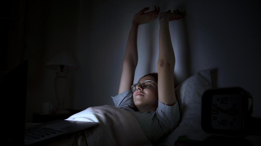 Acostarse tarde: el hábito que aumenta el riesgo de infarto Acostarse tarde: el hábito que aumenta el riesgo de infarto