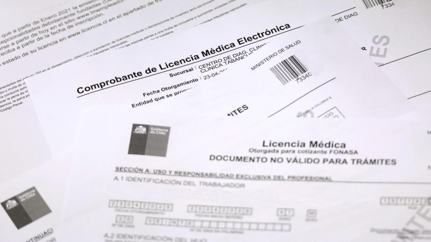 Mal uso de licencias médicas: Sólo el 1% de 29 mil funcionarios involucrados fueron destituidos 