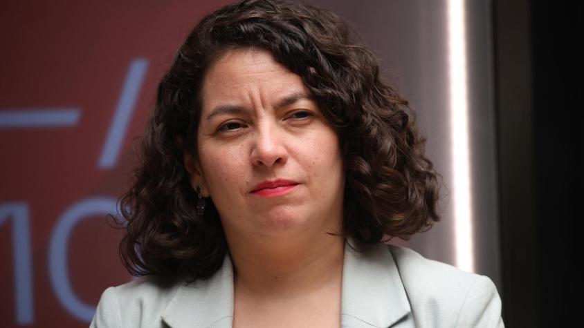 Ministra Toro defiende trabajo del gobierno en reconstrucción en Valparaíso: "Vamos bien encaminados pero quedan tareas"